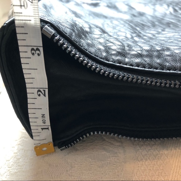 Vince Camuto Black Shoulder Bag Tote - Picture 16 of 16